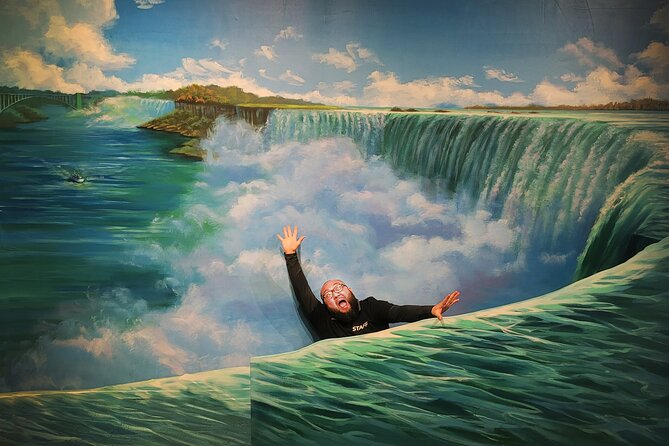 ナイアガラ フォールズ トリック アート ボックス ミュージアムへの