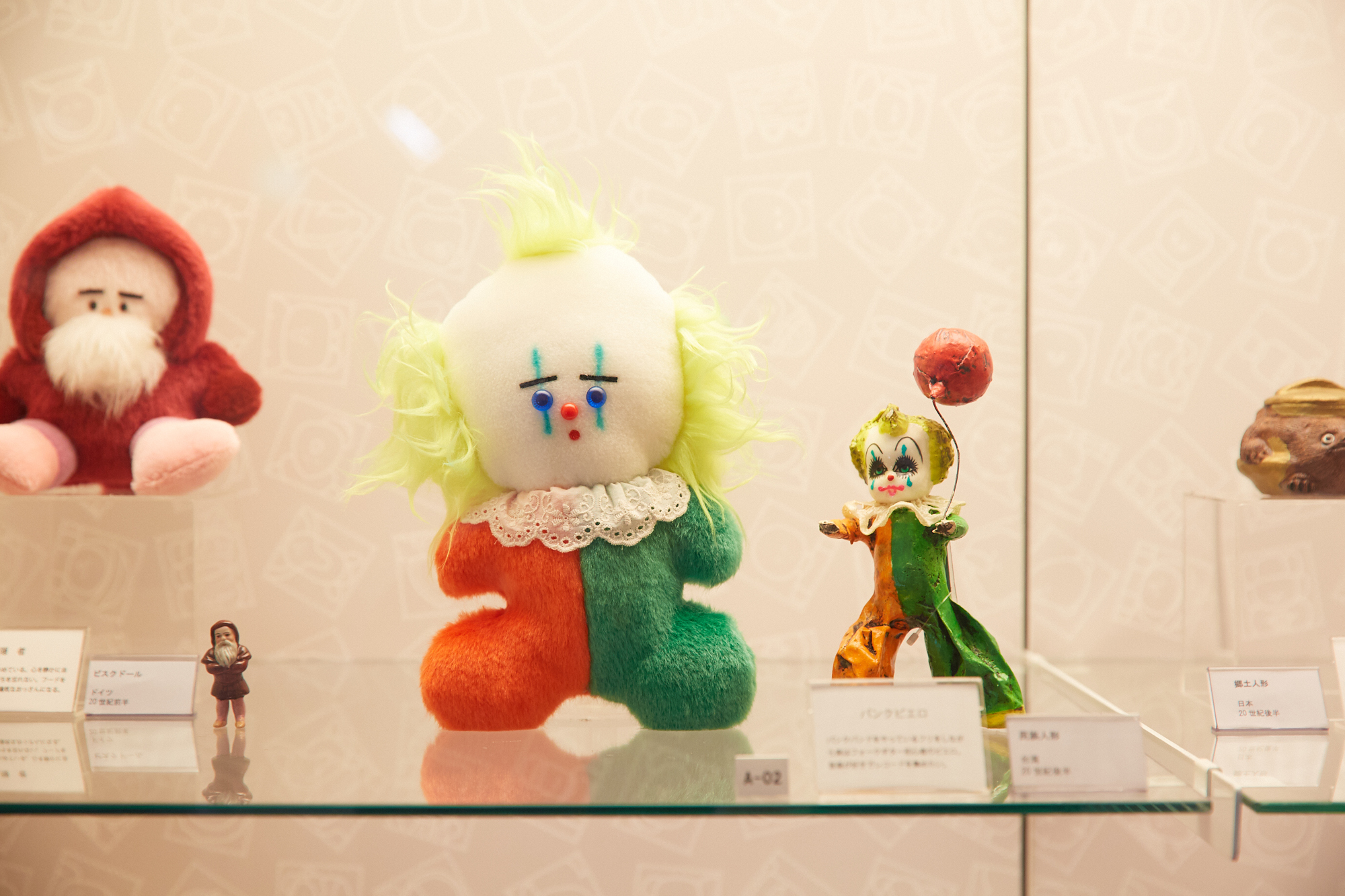 100点のぬいぐるみが登場、片岡メリヤスの展示が横浜で開催