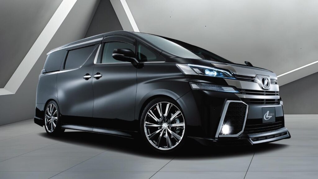 30系アルファード／ヴェルファイア×LEONIS】ドレスアップの完成度は