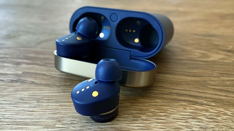 Bowers & Wilkins Pi7 S2, tried and tested | CNN Underscored