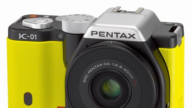 マーク・ニューソンとコラボレーション！ デジタル一眼「PENTAX K-01