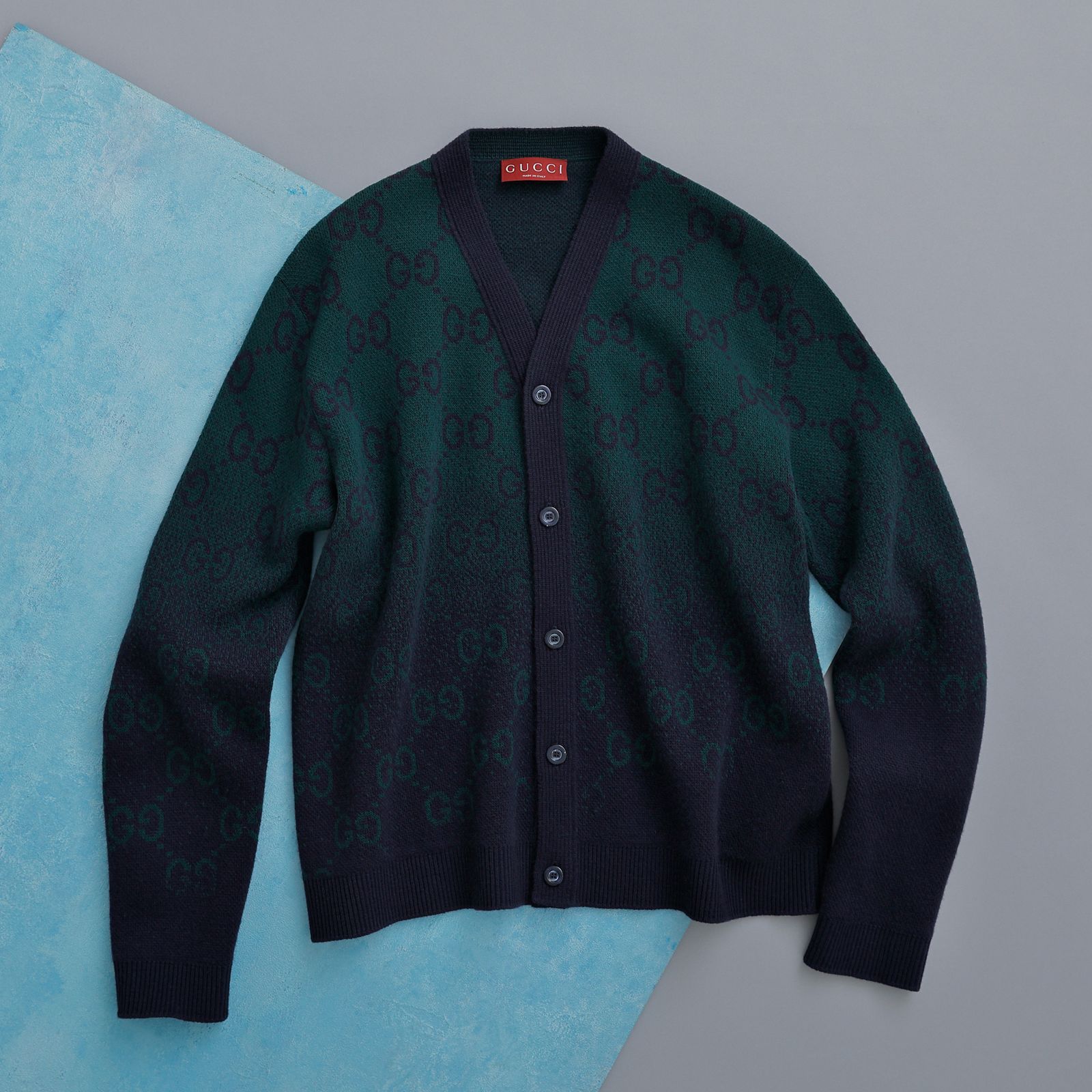 ミニマルと洗練が共存するグッチ──特集：ローゲージかハイゲージか