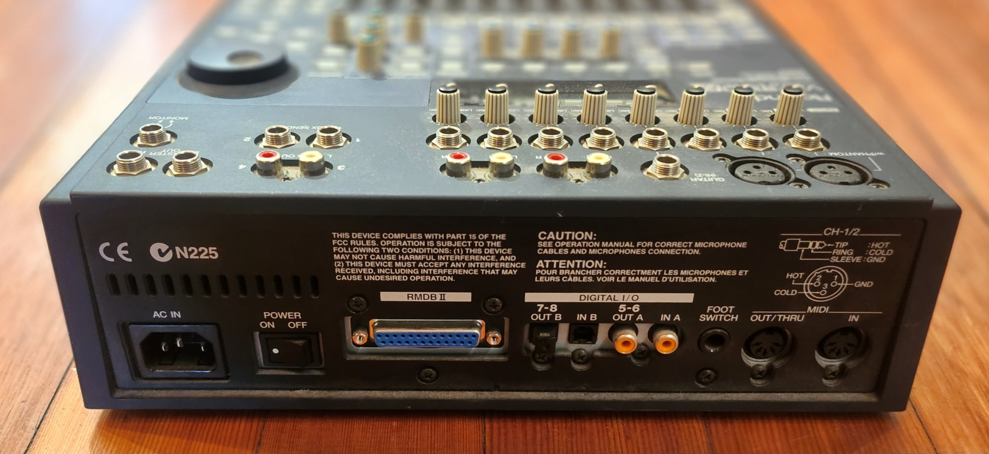 ROLAND VM-3100PRO DIGITAL MIXER W BOX MANUAL (USED)