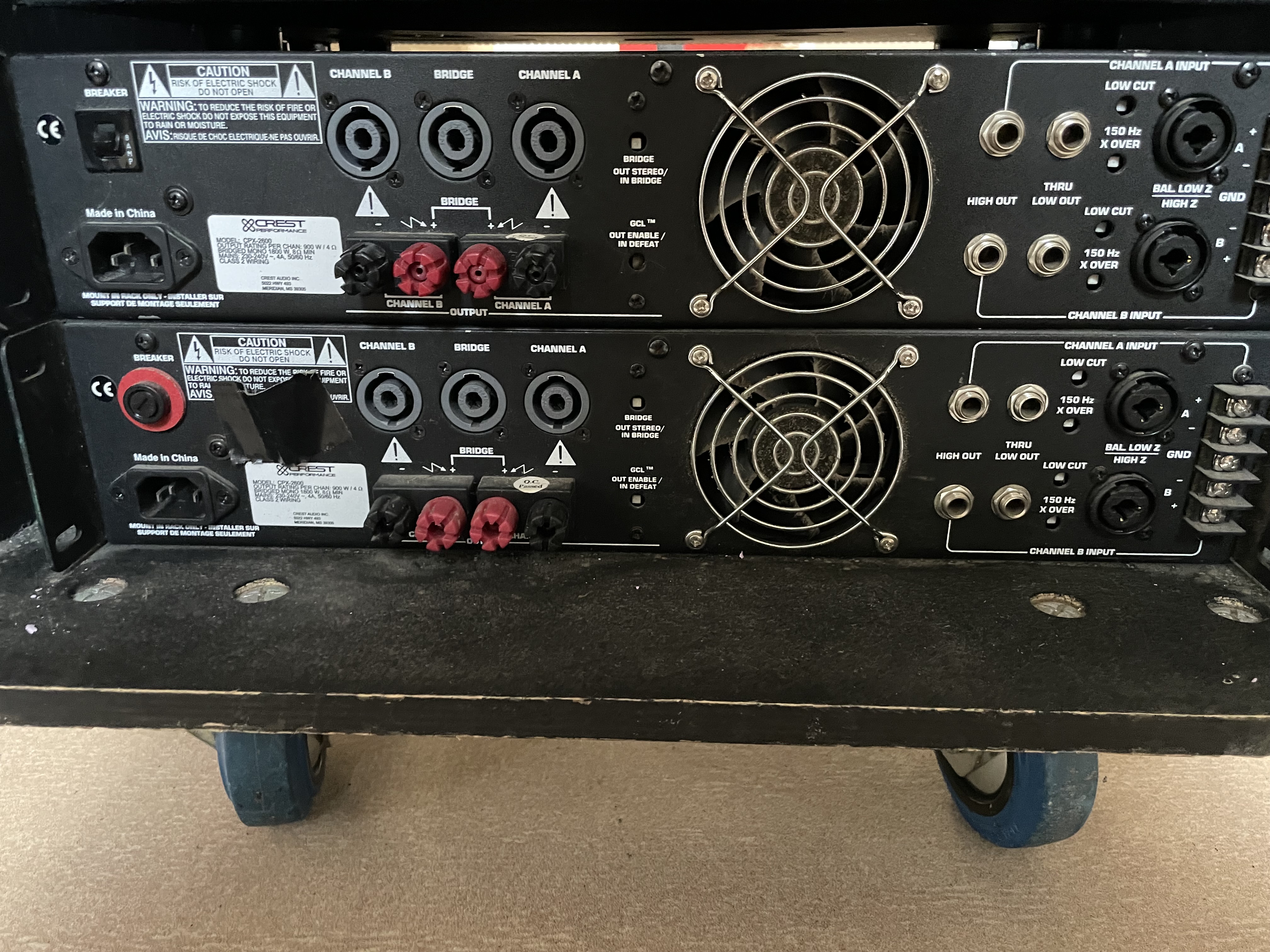 CPX 2600 - Crest Audio CPX 2600 - Audiofanzine