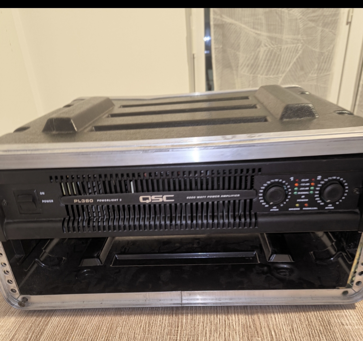 PL380 - QSC PL380 - Audiofanzine
