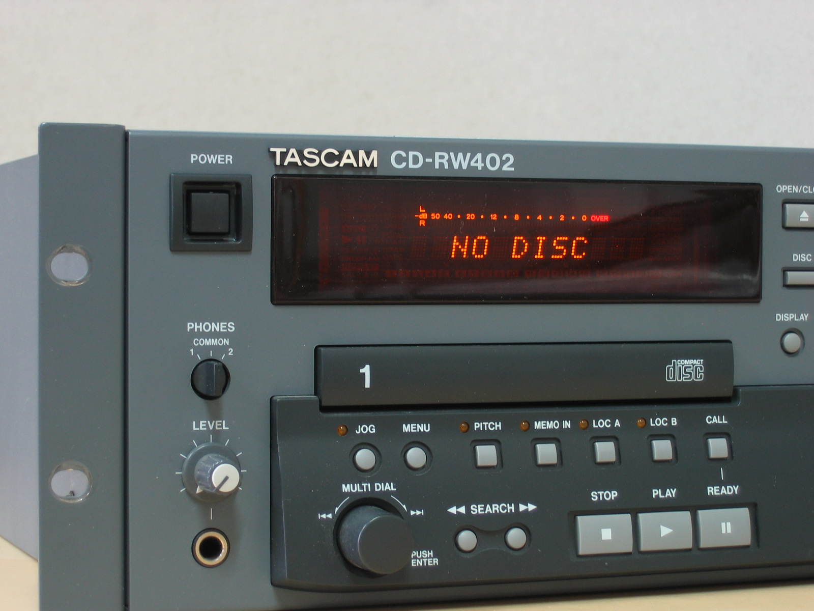 CD-RW402 - Tascam CD-RW402 - Audiofanzine