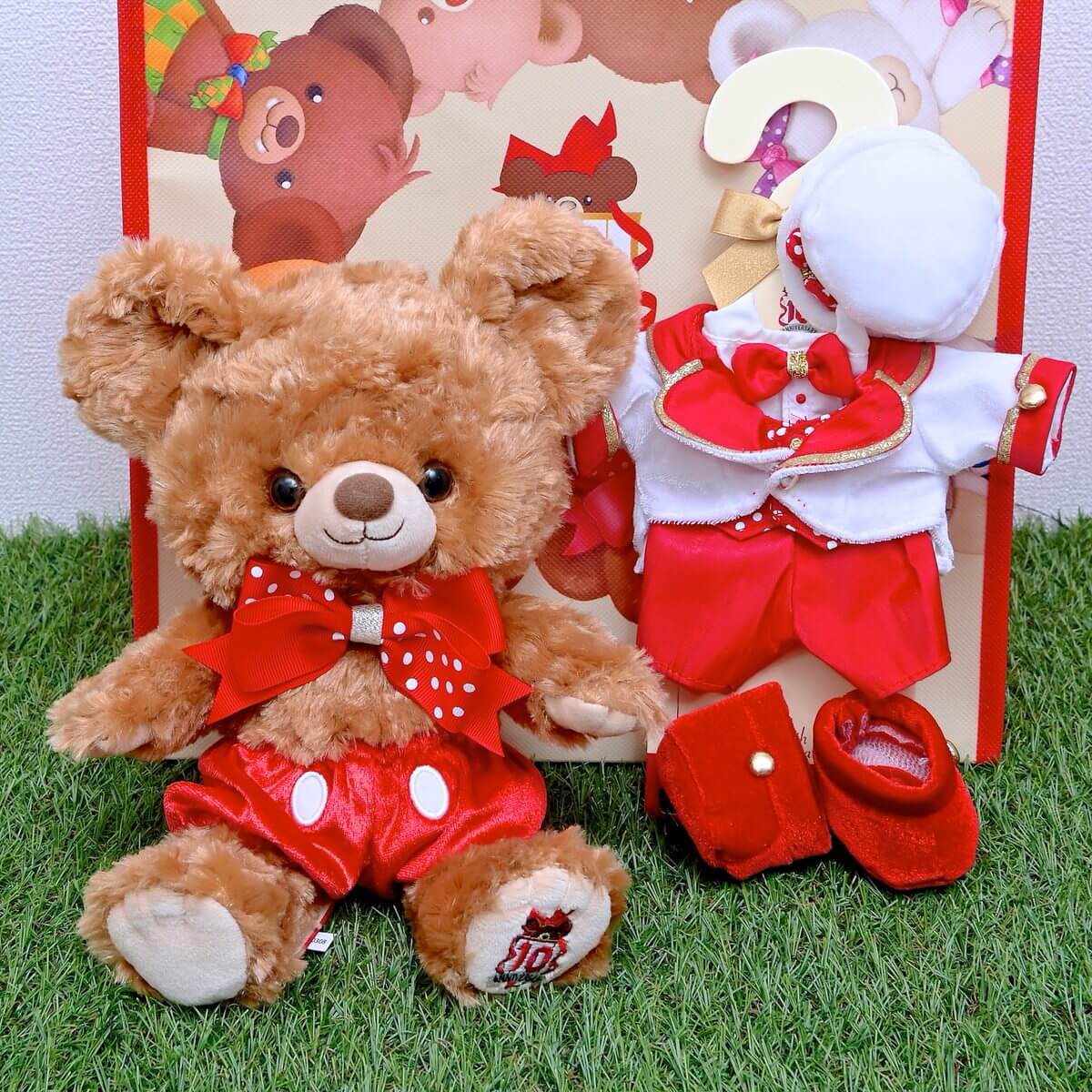 10周年をモカとプリンがお祝い！ディズニーストア「ユニベアシティ