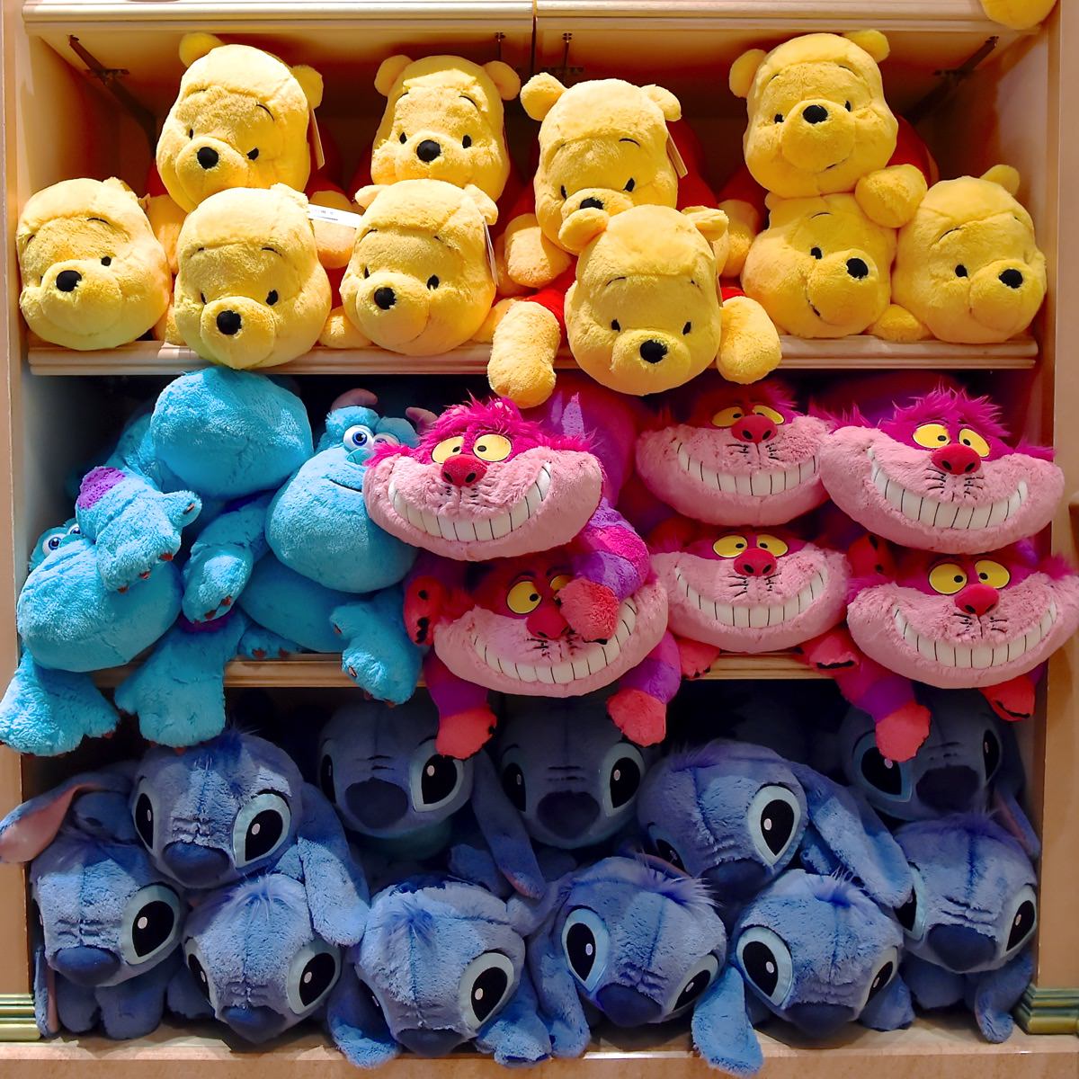 ふわもこくったりがかわいい！東京ディズニーランド抱きまくらぬいぐるみ -