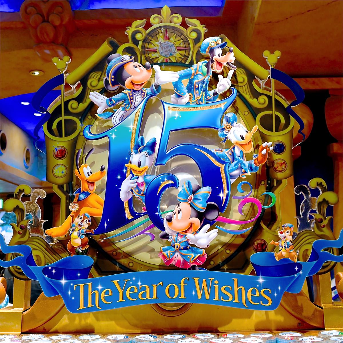 輝くクリスタルデザイン☆東京ディズニーシー15周年グッズ -