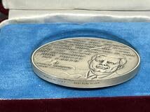 Amazon.co.jp: アポロ11号 純銀製 150g 大型メダル 月面着陸記念 1969