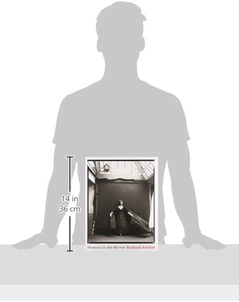 Woman in the Mirror: Richard Avedon, Anne Hollander: 9780810959620