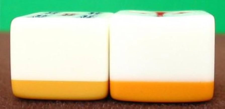 Amazon | 手打ち国産麻雀牌 くずれにくいアール牌 天和 青（白点棒付