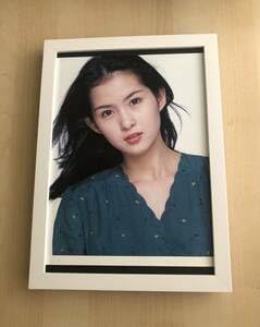 Amazon | kj 額装品 若い頃 古手川祐子 グラビア B5サイズ額入り