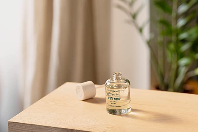 Amazon.com : The Body Shop White Musk Perfume Oil - Fresh, Floral