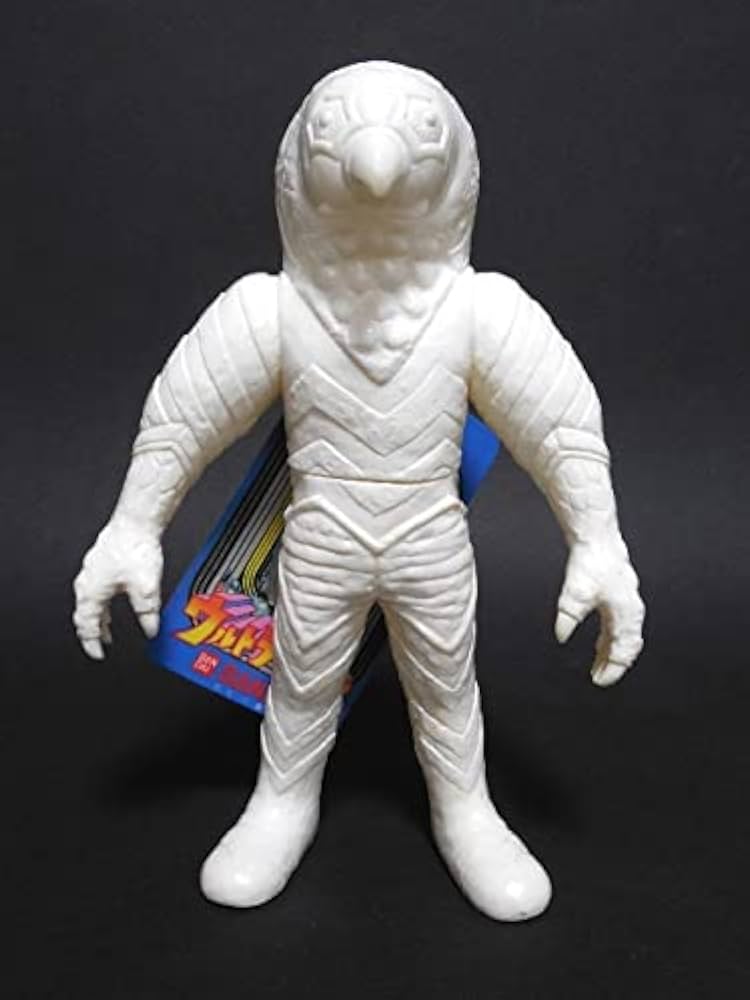 Amazon.co.jp: 白成型 ガッツ星人 1983 プラ 未塗装 ウルトラ