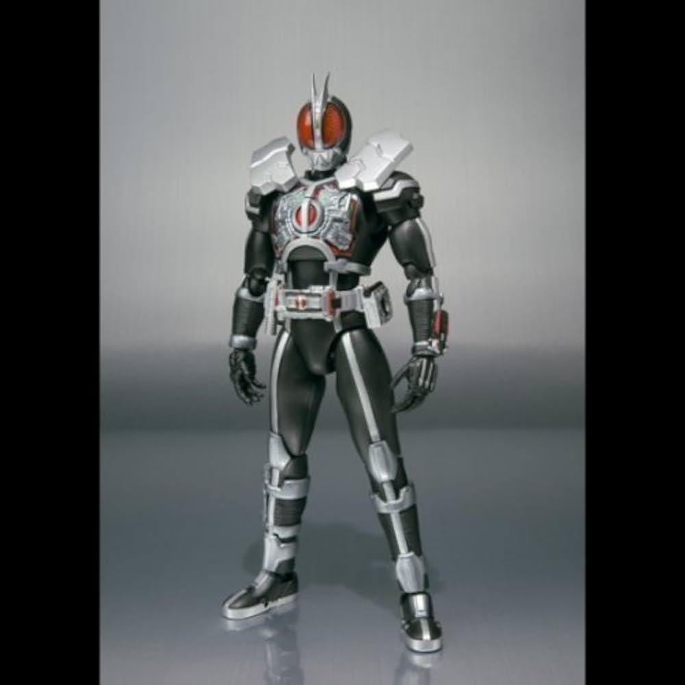 Amazon.com: BANDAI S.H. Figuarts : Masked Rider Faiz Accel Form