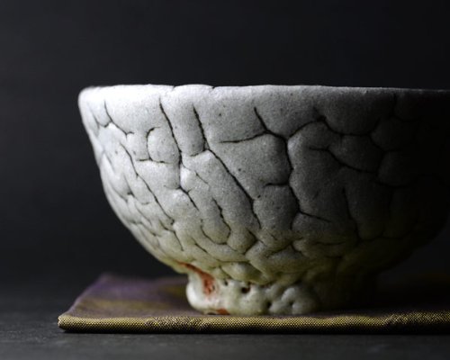 Amazon | 蓬莱茶碗 銘「石だたみ」(木箱付） 作家・人間国宝「清水卯一