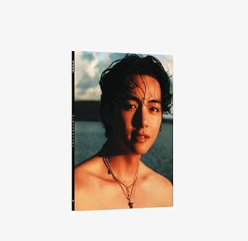 Amazon.co.jp: BTS V [ タイプ 1 : キム・テヒョン] 写真集 + 雑誌 Ver