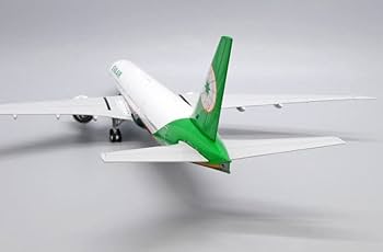 Amazon | JC Wings 1/200 完成品 EVA AIR FOR BOEING 777-300ER ZK-OKT