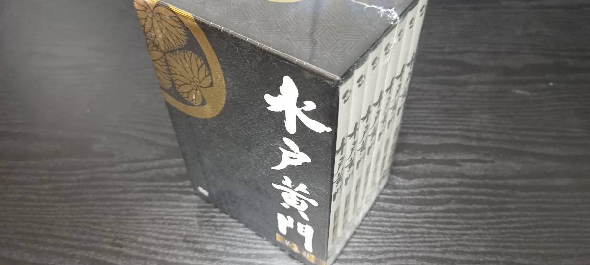 Amazon.co.jp: DVD-BOX 水戸黄門 第五部 全7巻セット 天津敏 鉄羅漢玄