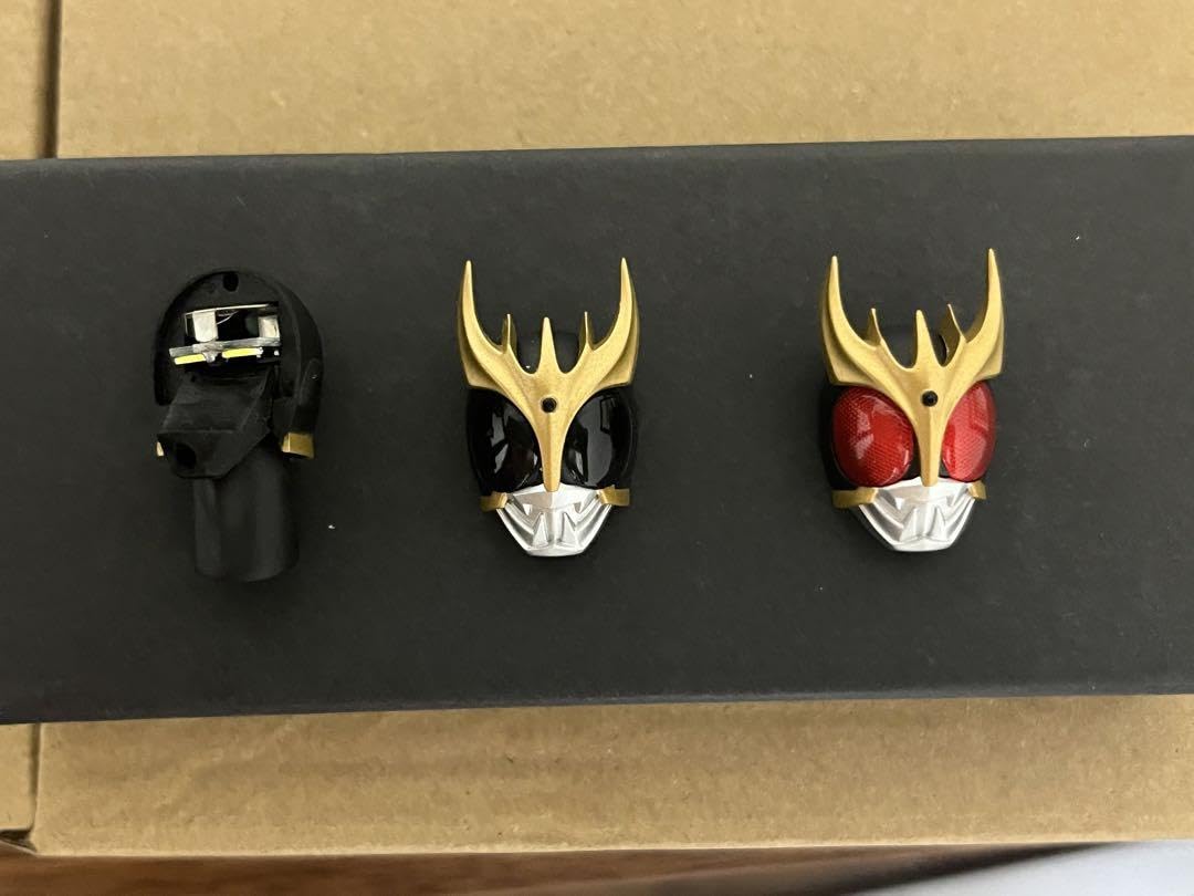 Amazon.co.jp: 真骨彫 クウガ アルティメット 改造ヘッド 発光 : おもちゃ