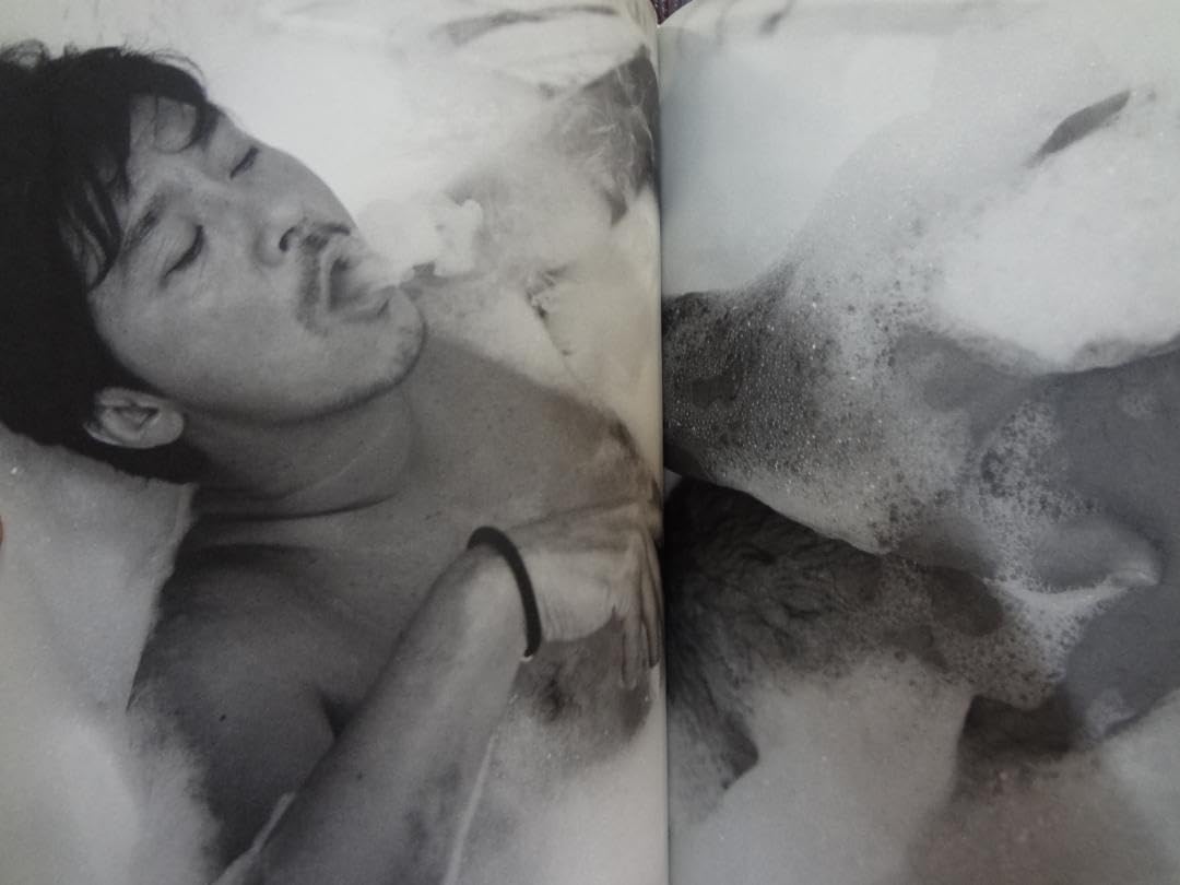 Amazon.co.jp: 直筆サイン入り西城秀樹 H45 写真集 撮影宮澤正明