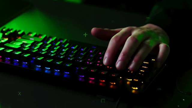 Amazon.com: Razer Huntsman V2 TKL Tenkeyless Gaming Keyboard: Fast