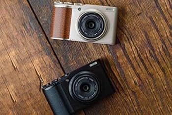 Amazon | 富士フイルム(FUJIFILM) デジタルカメラ XF10 ブラック XF10