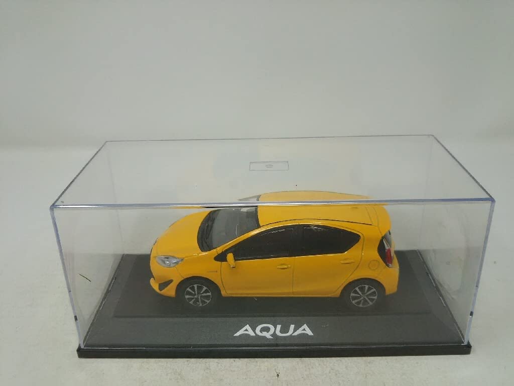 Amazon | ディーラー 1/30 非売品 AQUA トヨタアクア イエロー カラー