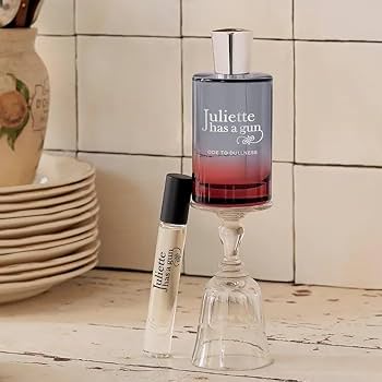 Amazon.com: Juliette Has a Gun Ode to Dullness Eau de Parfum Spray