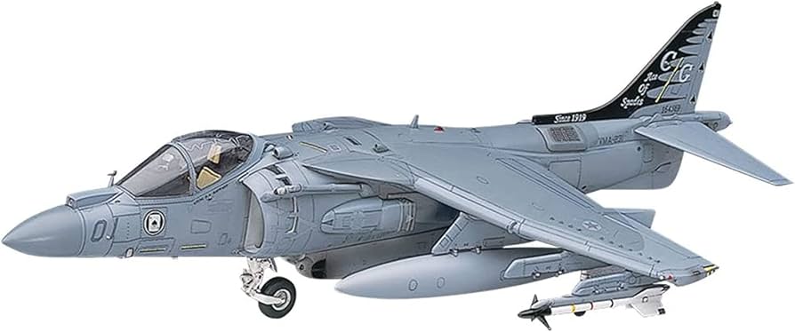 Amazon | ハセガワ 1/48 アメリカ海兵隊 AV-8B ハリアー II プラス