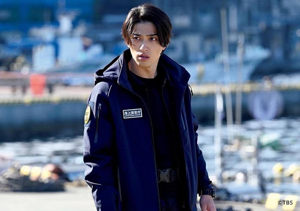 日曜劇場DCU ~手錠を持ったダイバー~ 公式インタビューBOOK | 講談社