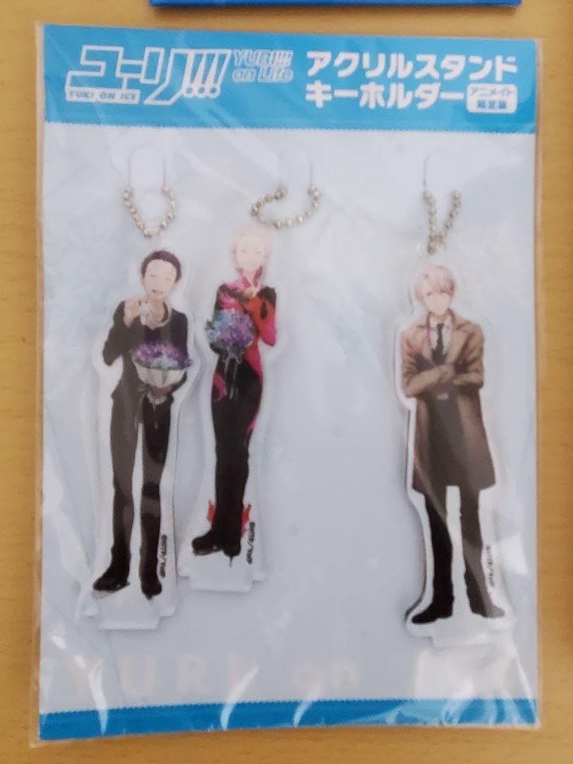 Amazon.co.jp: ユーリ!!! on ice 公式ガイドブック 公式ファンブック