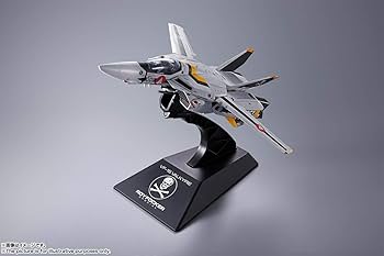 Amazon.co.jp: TAMASHII NATIONS DX超合金 超時空要塞マクロス 初回