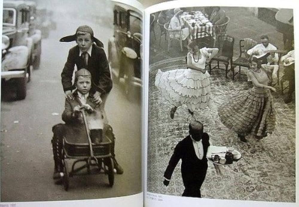 Amazon.co.jp: マーティン・ムンカッチ展 MARTIN MUNKACSI 図録 : 本