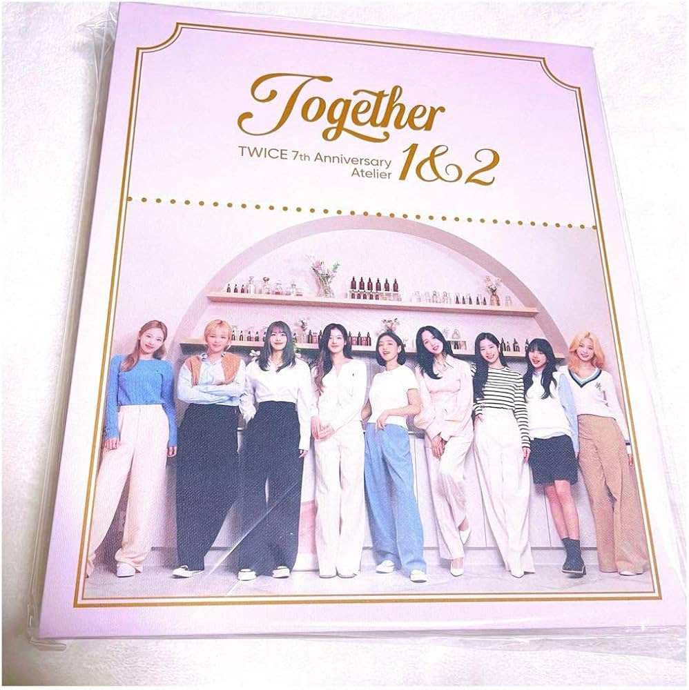 Amazon.co.jp: Together 1&2 バインダー TWICE トレカケース 9ポケット