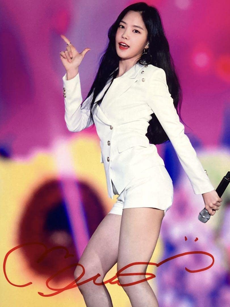 Amazon.co.jp: Apink…ソン ナウン直筆サイン入り超 特大写真… Son Na