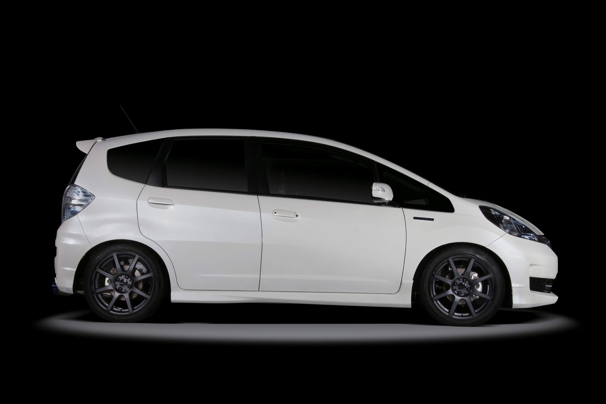 Amazon | BLITZ(ブリッツ) 車高調 レンチ付 フィット/フィット