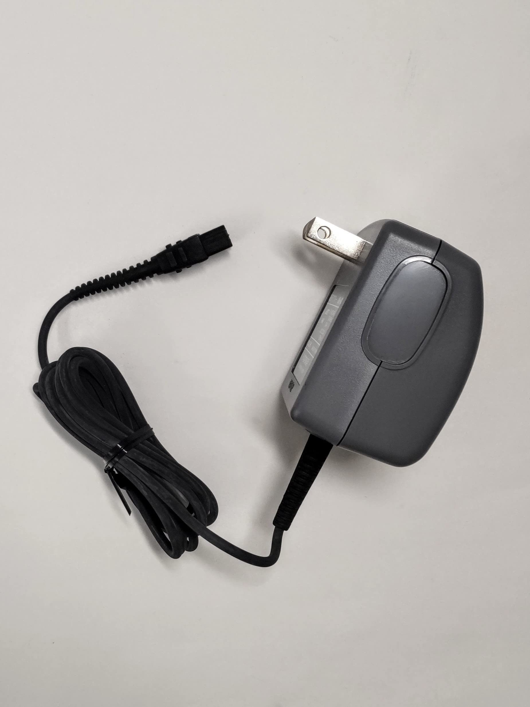 Amazon.co.jp: 日立 シェーバー用電源アダプター KH-40 （RM-S100 012