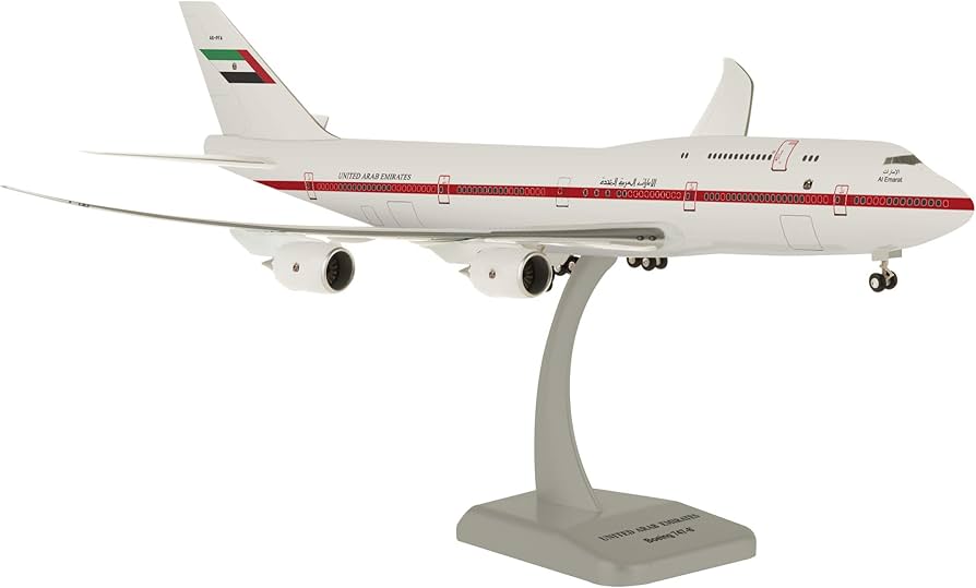 Amazon | hogan wings（ホーガンウイングス） 1/200 ボーイング 747-8