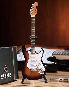 Amazon | ミニチュア ギター Axe Heaven フェンダーストラトキャスター