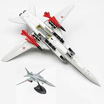 Amazon.co.jp: AZIZAT TU-22M3ロシアバックファイア航空機モデル1/144