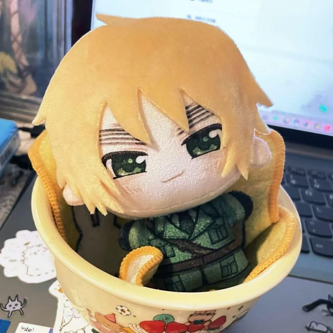 Amazon.co.jp: ヘタリア イギリス ぬいぐるみ 軍服 綿ドール アーサー