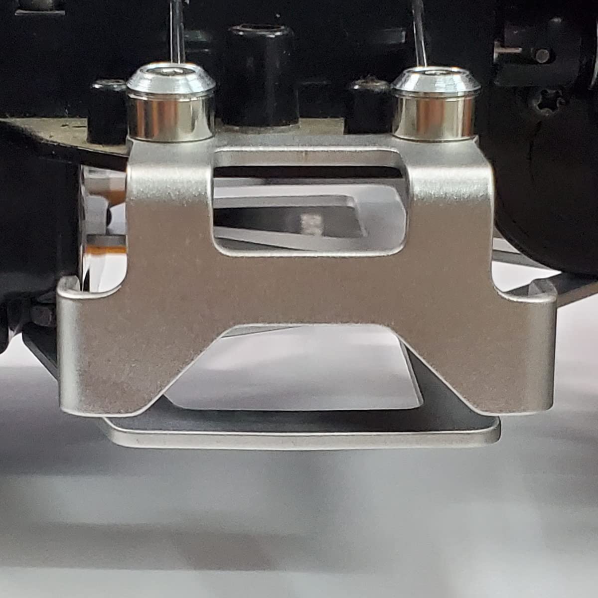 Amazon | KF アルミ合金 バッテリーホルダー タミヤ 1/10 4WD ホット