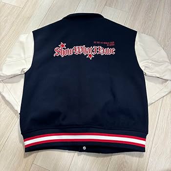 Amazon.co.jp: IVE スタジャン Mサイズ グッズ 上着 洋服 アウター