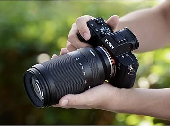 Amazon.co.jp: タムロン(TAMRON) ズーム70-300mm F/4.5-6.3 Di III RXD