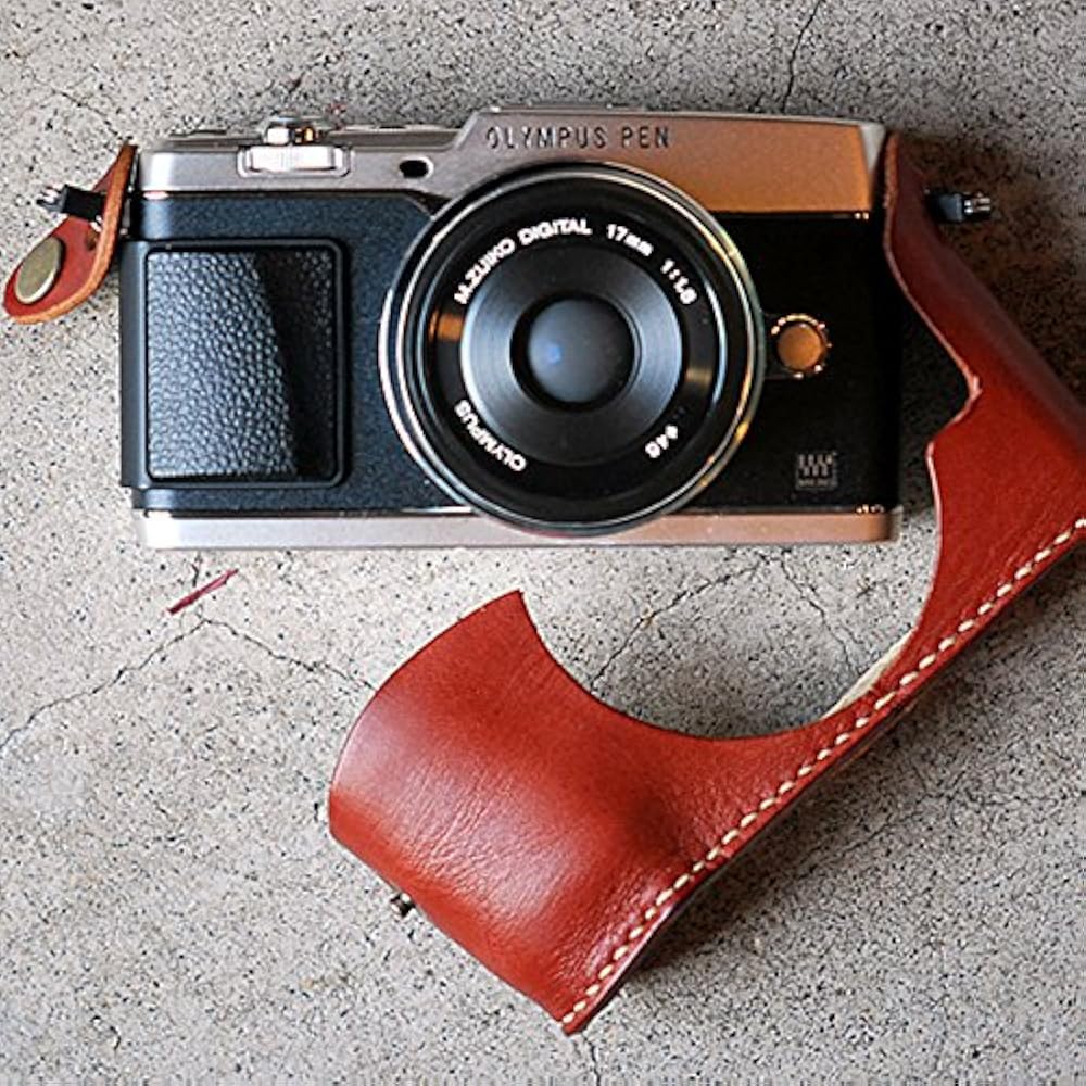 Amazon.co.jp: [ロベル] OLYMPUS PEN E-P5ホルダー＆ストラップ カメラ