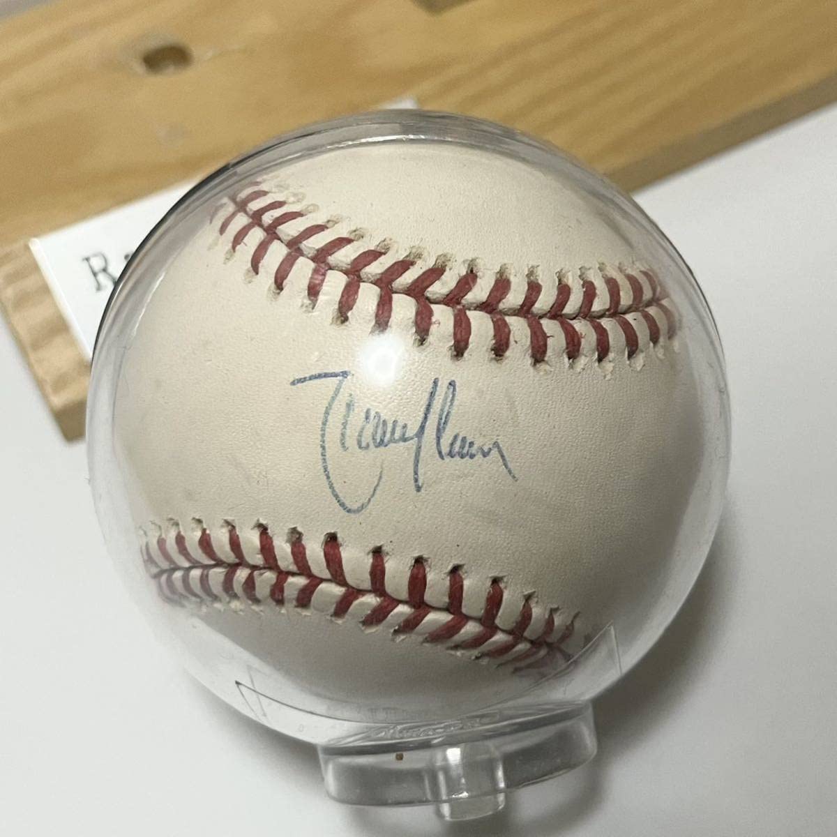 Amazon.co.jp: お宝ランディ・ジョンソン サインボール ホログラム