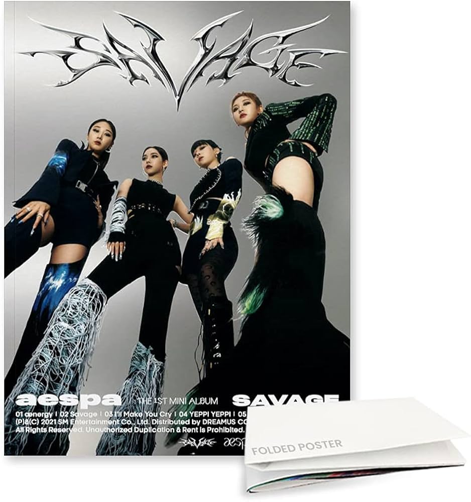 Amazon.co.jp: AESPA SAVAGE Photobook Version 1st ミニアルバム