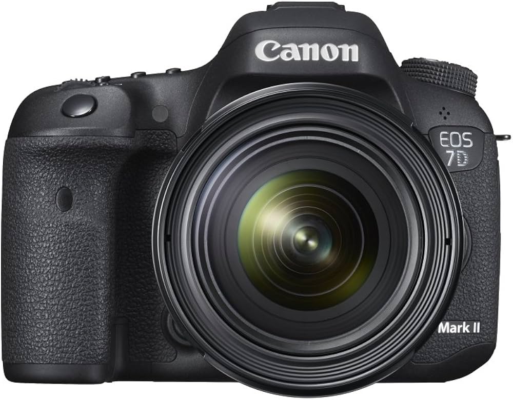 Amazon | Canon デジタル一眼レフカメラ EOS 7D Mark II EF24-70L IS